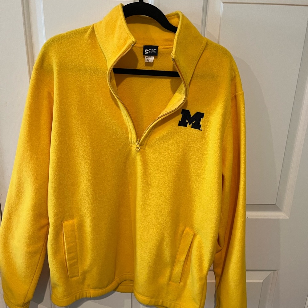 University of Michigan 1/4 zip fleece sweater